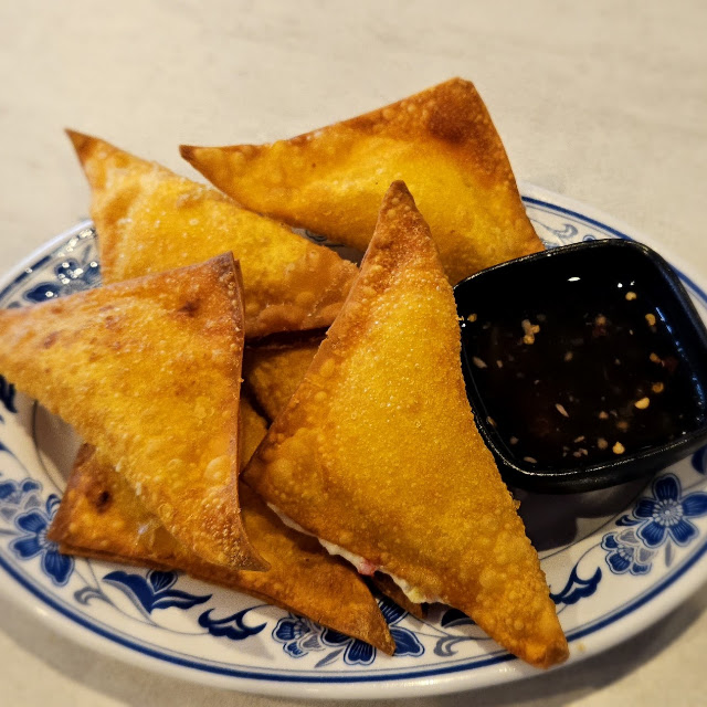 Crab Rangoons 6pcs