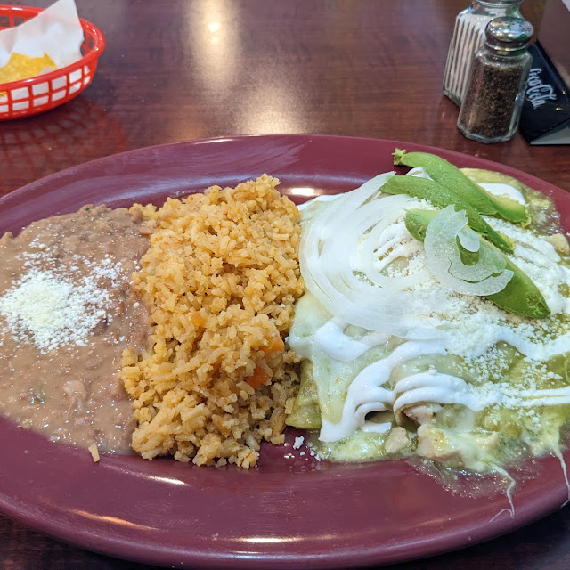 Huevos En Salsa Verde