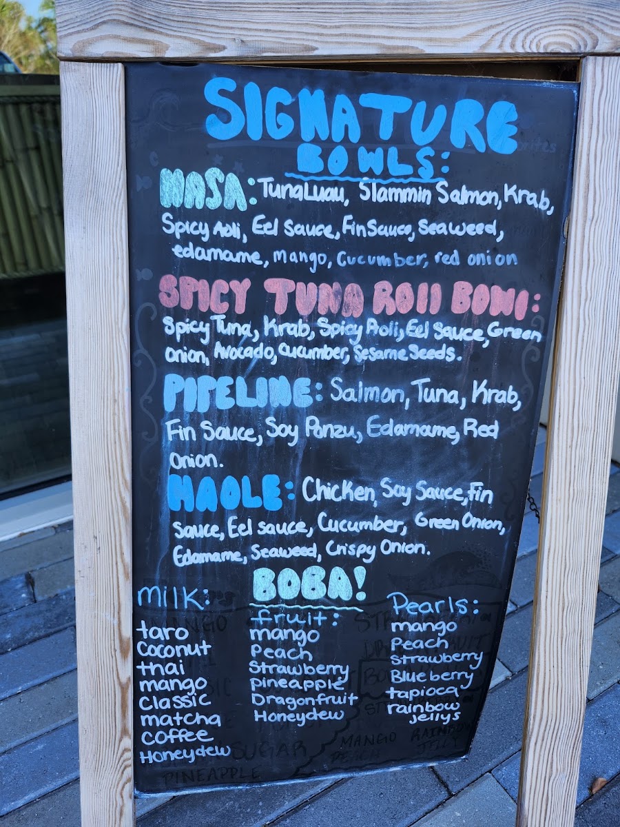 Poke Fin Viera menu board