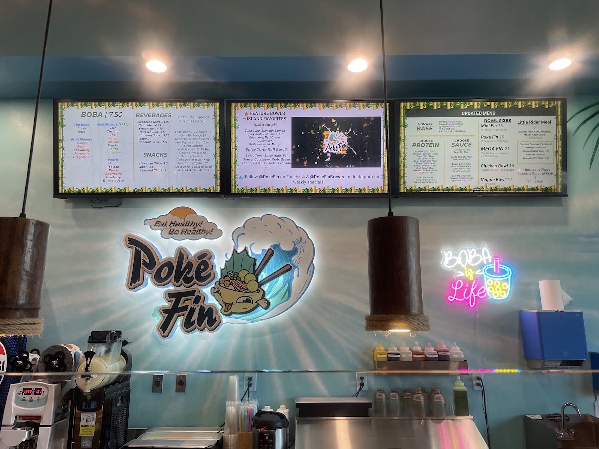 Poke Fin Viera menu board