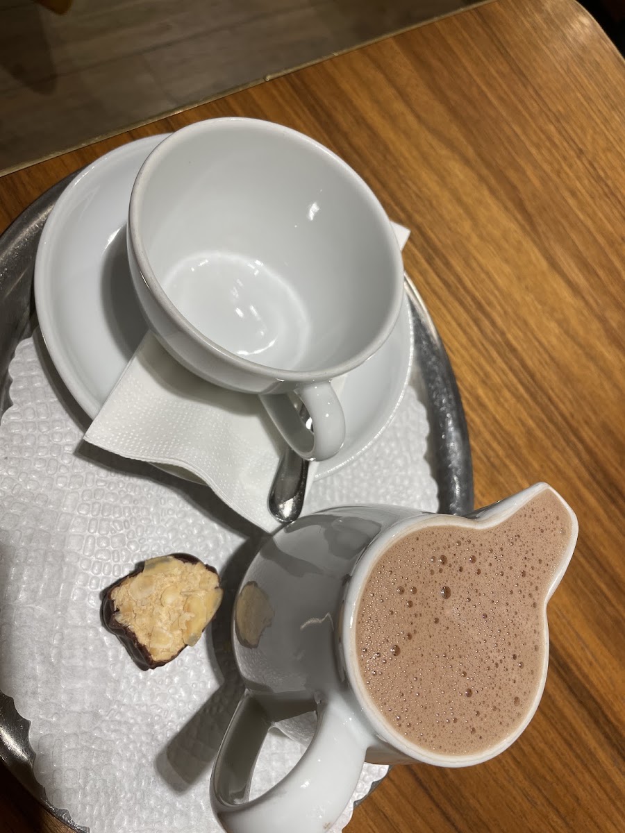 Café Arlesheim - Confiserie Brändli