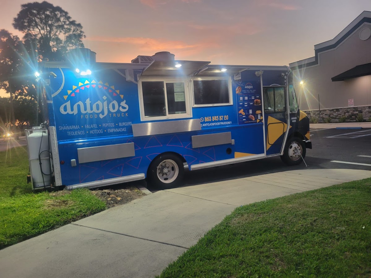 Antojos Food Truck