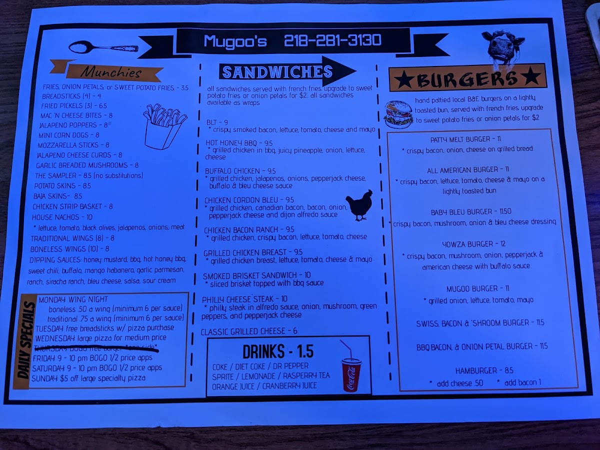 Mugoo's Pizza menu board