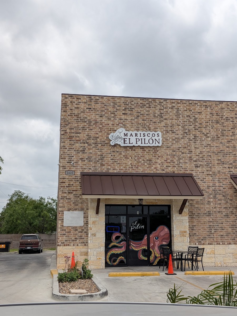 Mariscos El Pilón