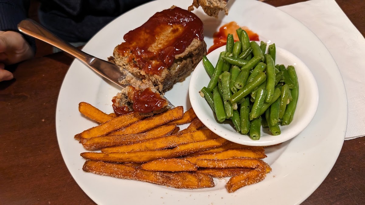 Molly's Restaurant