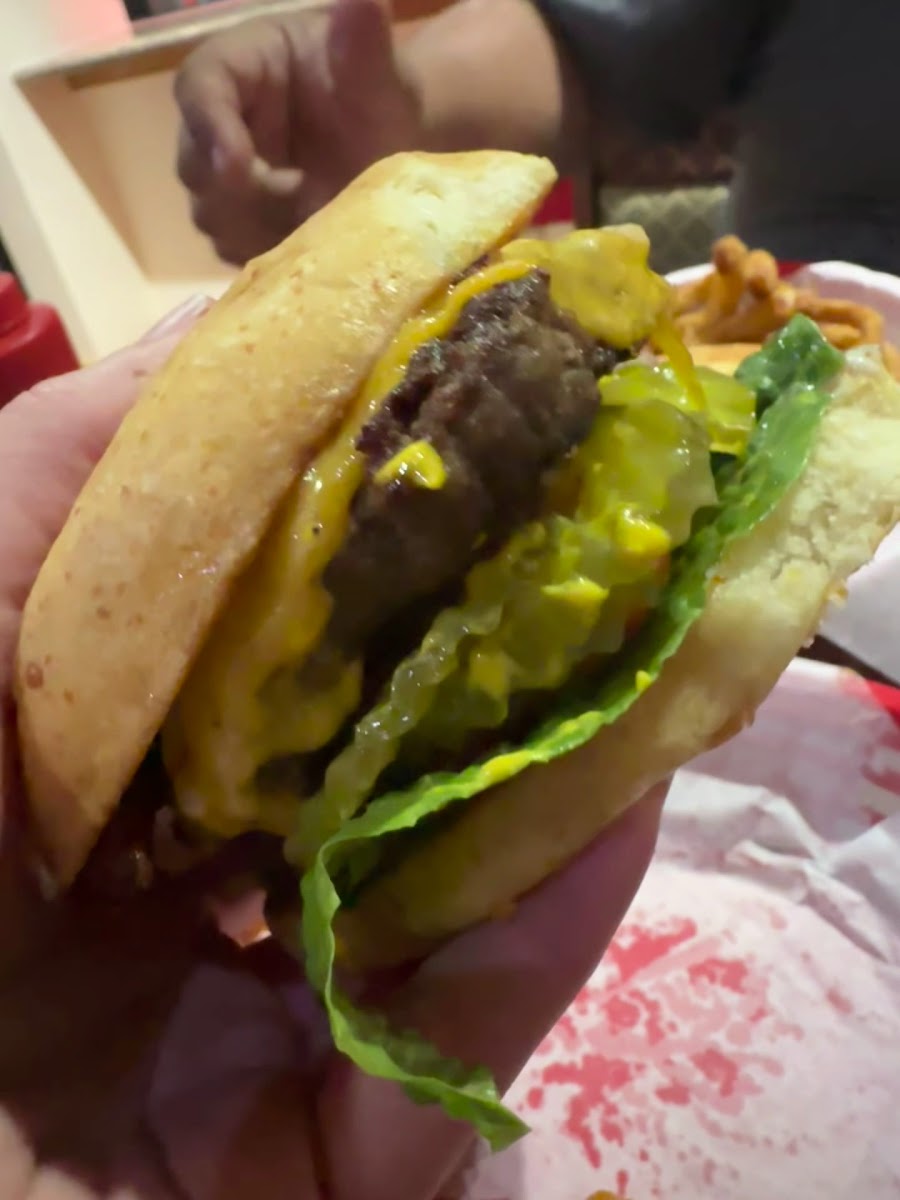 Ricky's Burgers