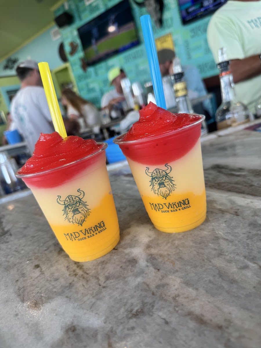Mad Viking Dock Bar & Grill