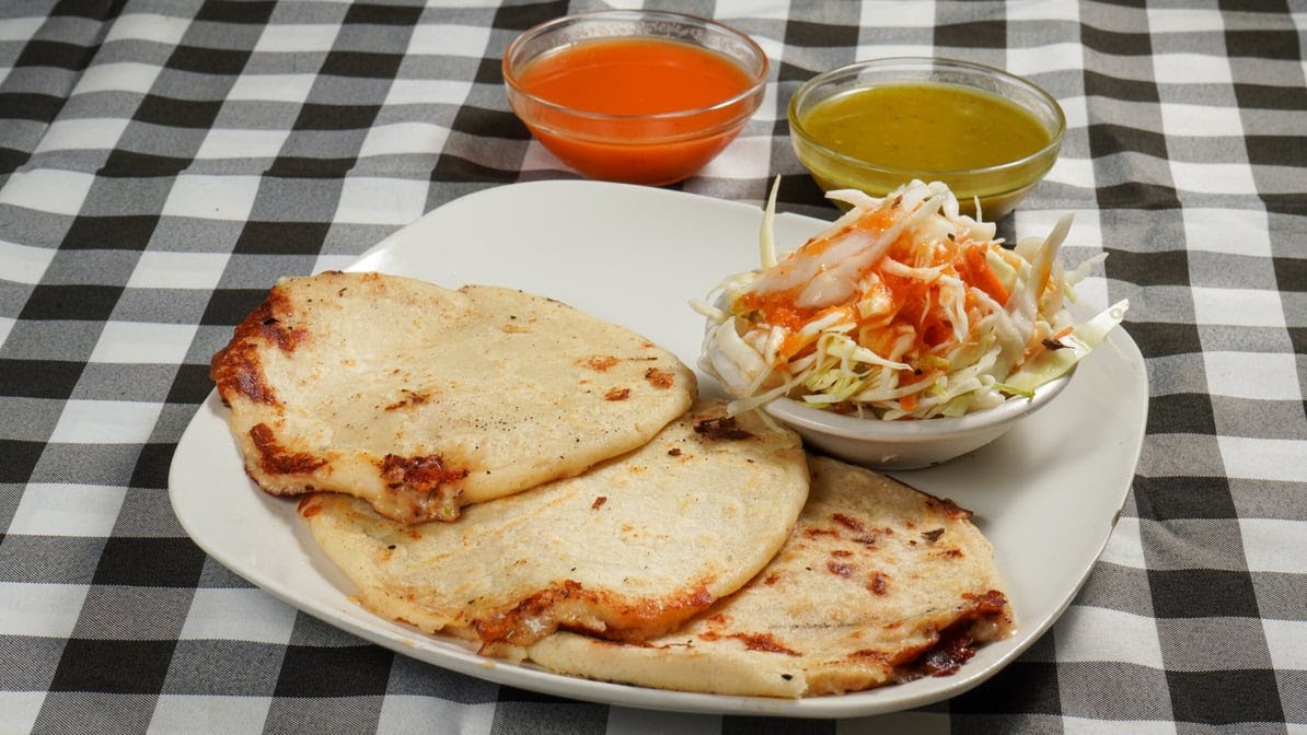 Tacos & Pupusas Gonzalez