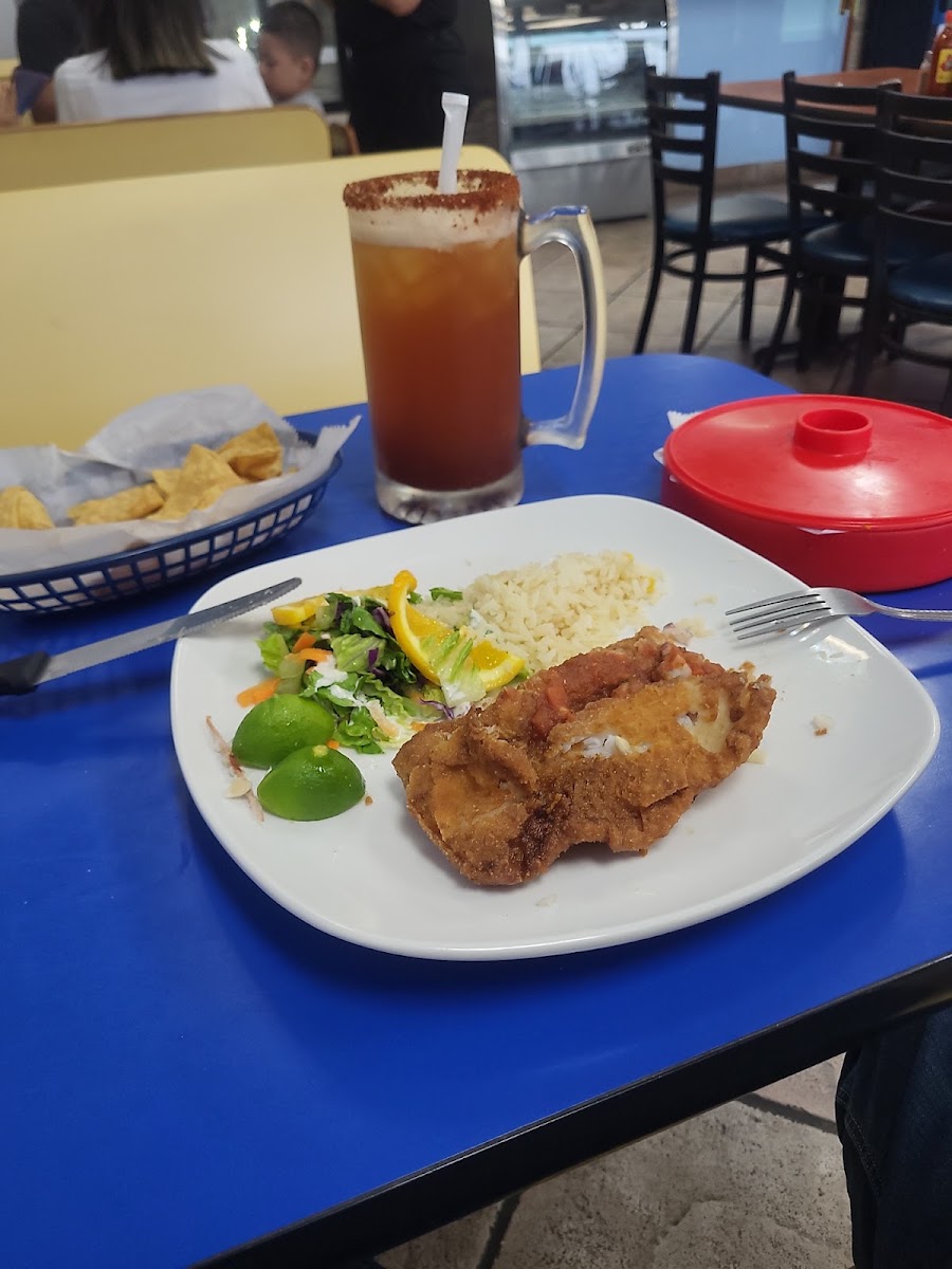 Marisco's La Playita 2