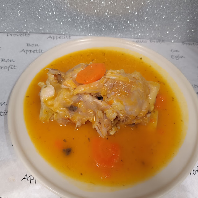 Codillo En Salsa