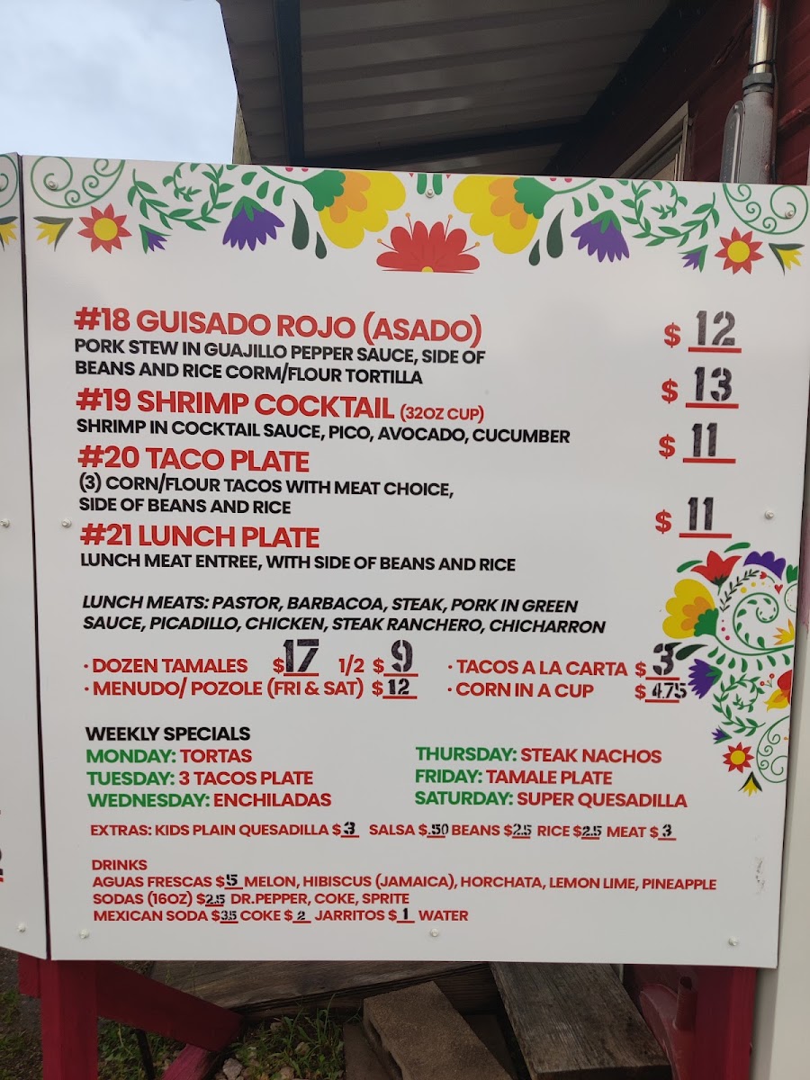 Flora's Tamales menu board