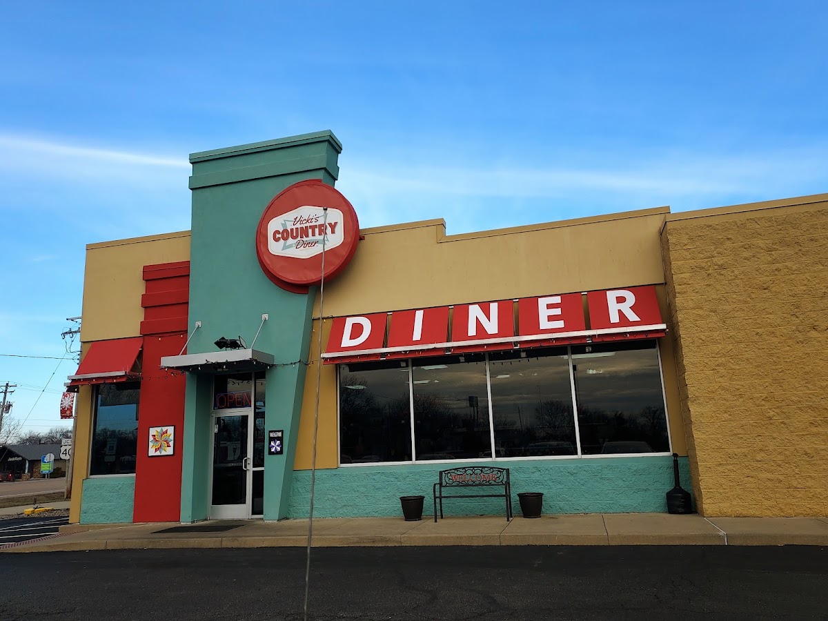 Vicki’s Country Diner