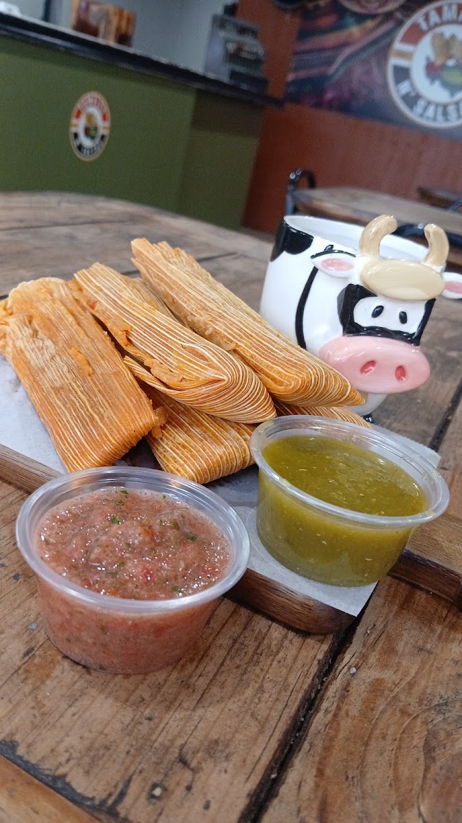 Tamales N’ Salsas
