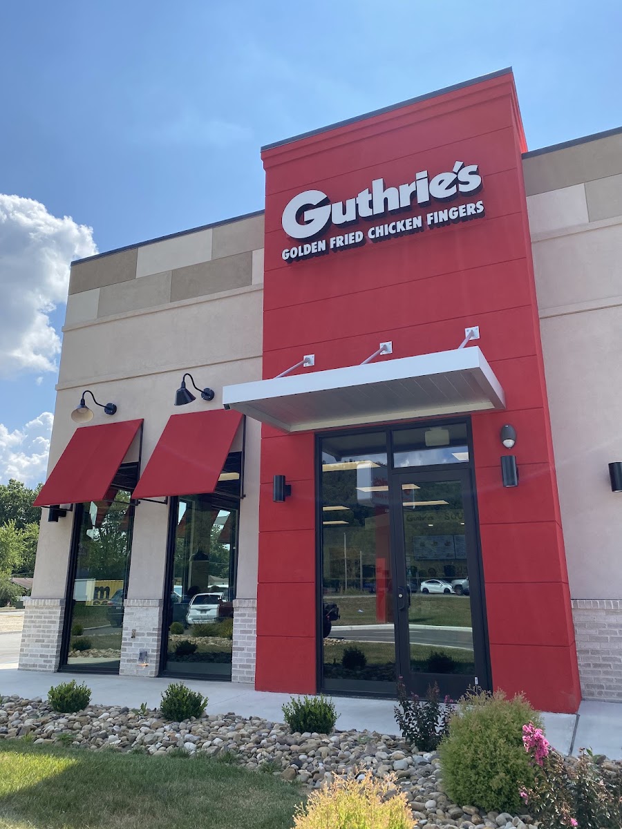 Guthrie’s Golden Fried Chicken Fingers