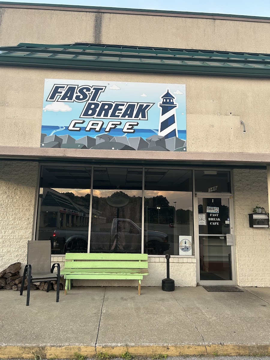 Fast Break Cafe