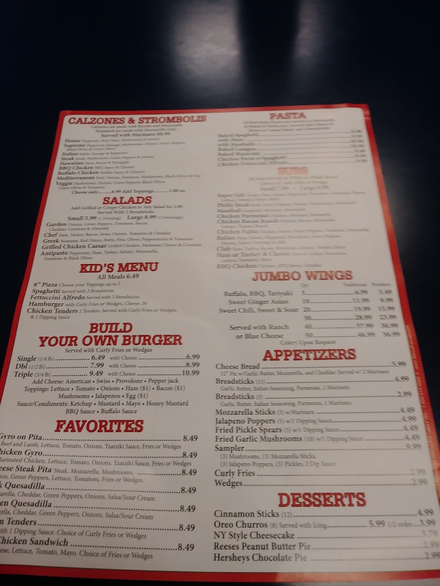 Smokeys Pizza menu board