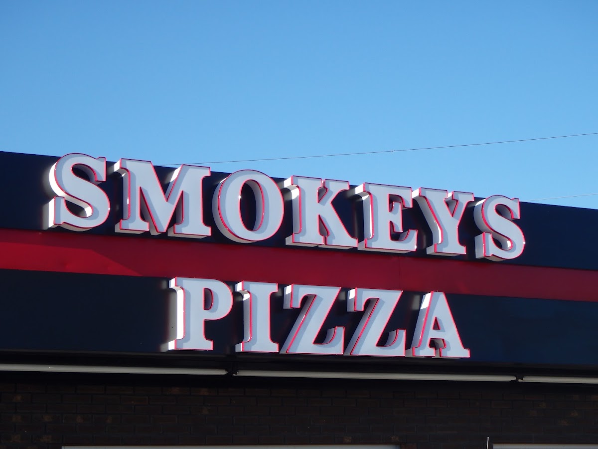 Smokeys Pizza