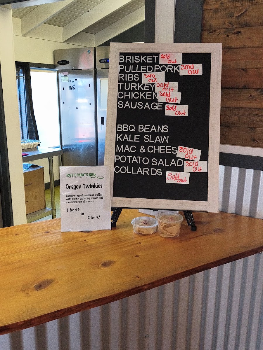 PAT E MAC’s BBQ & CATERING menu board