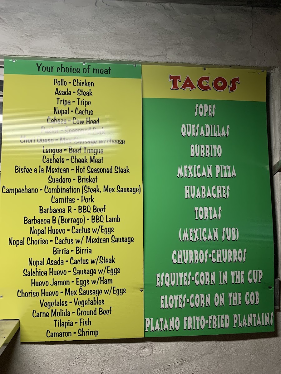 Pollo Goyo menu board
