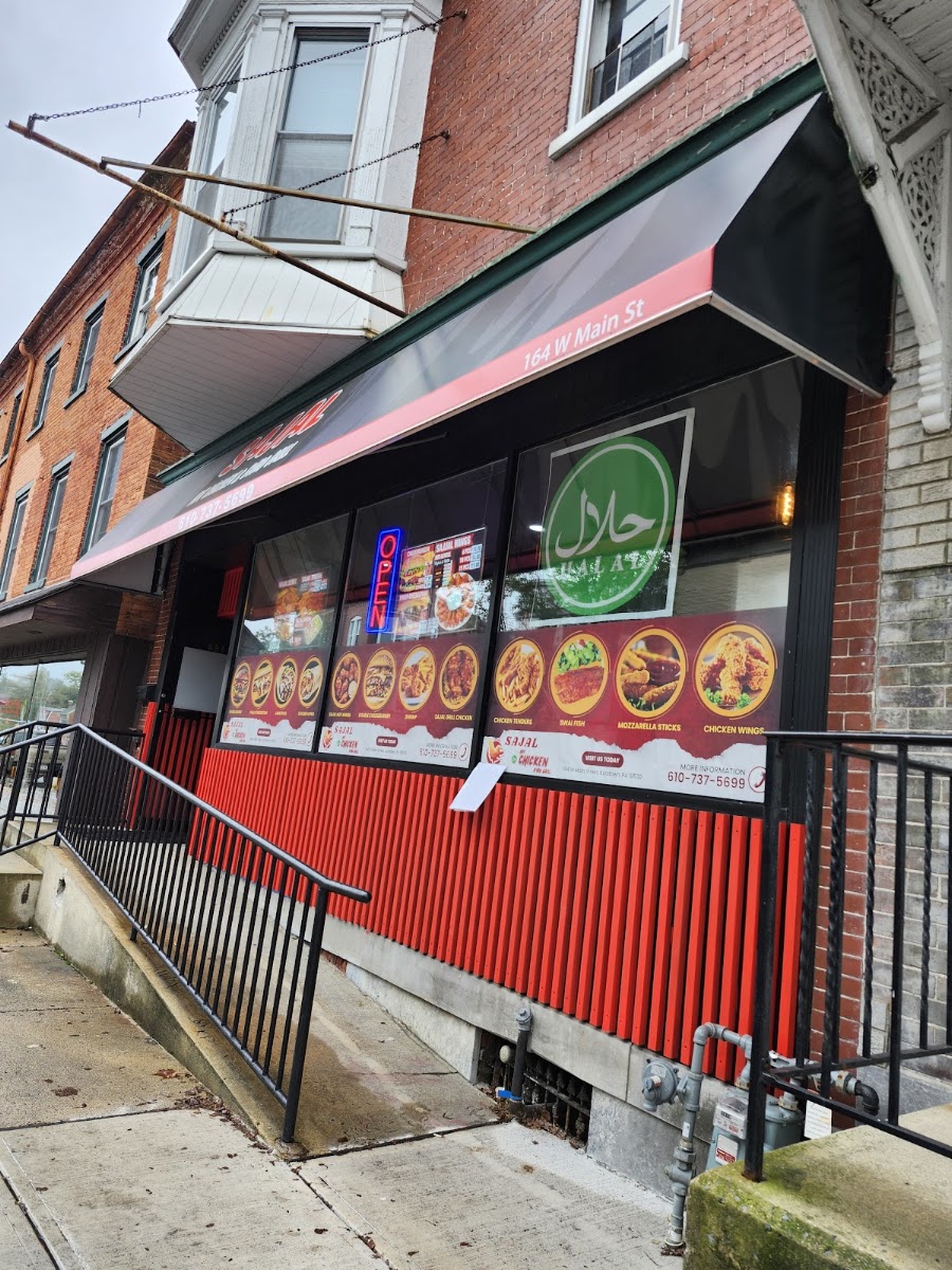Sajal Hot Chicken & Gyro Grill