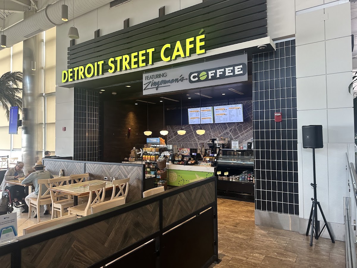 Detroit Street Café