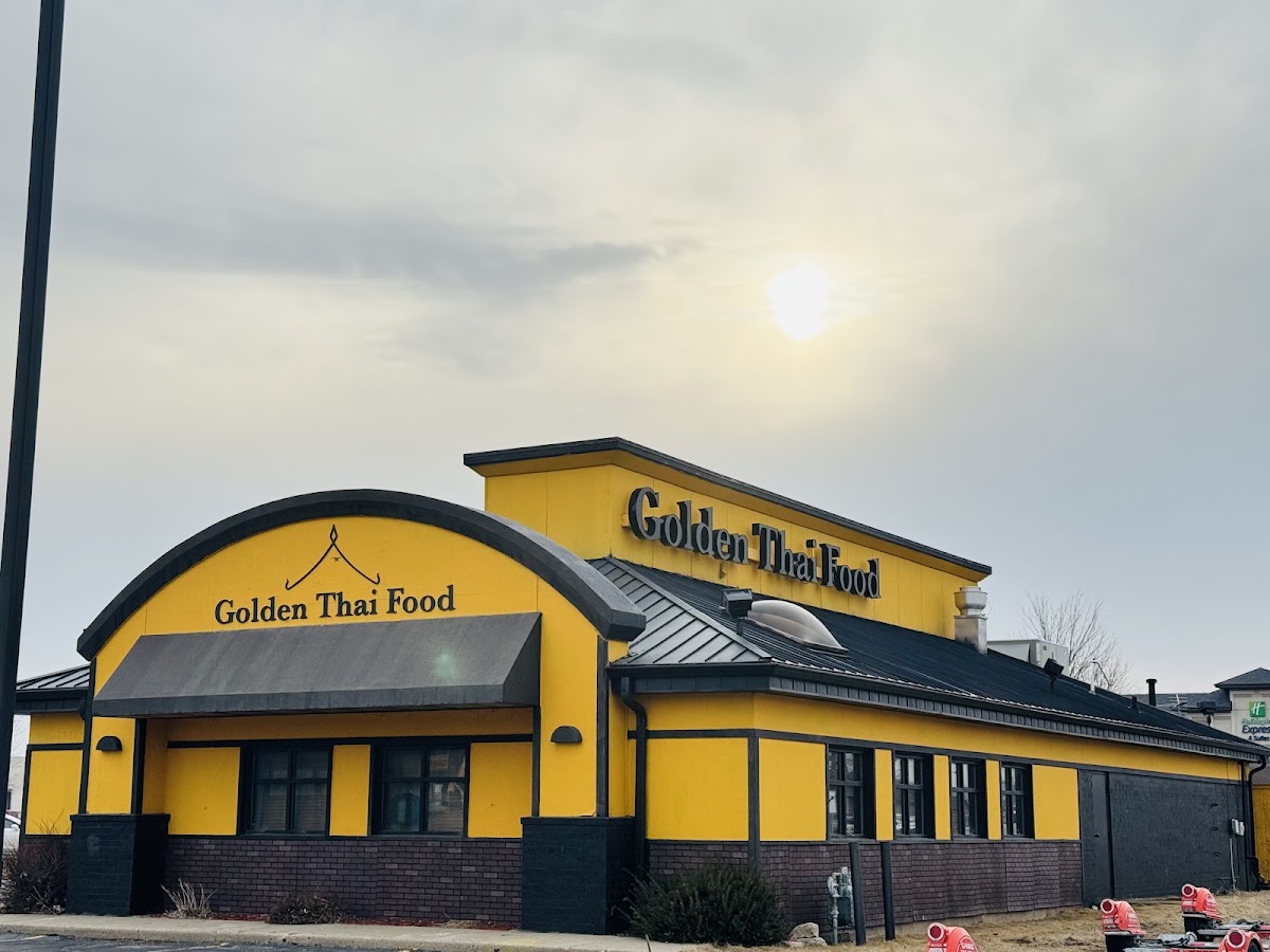 Golden Thai Food
