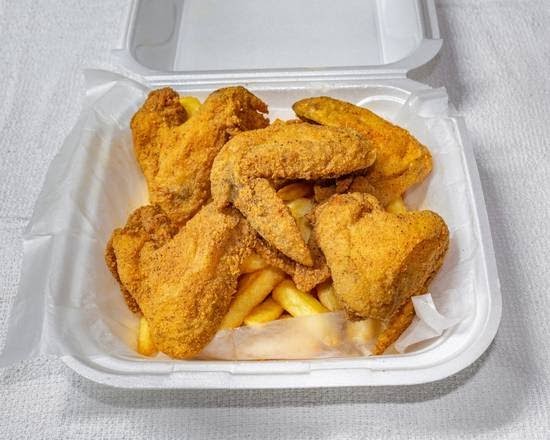 S & T Fish & Chicken (East 6 Mile)