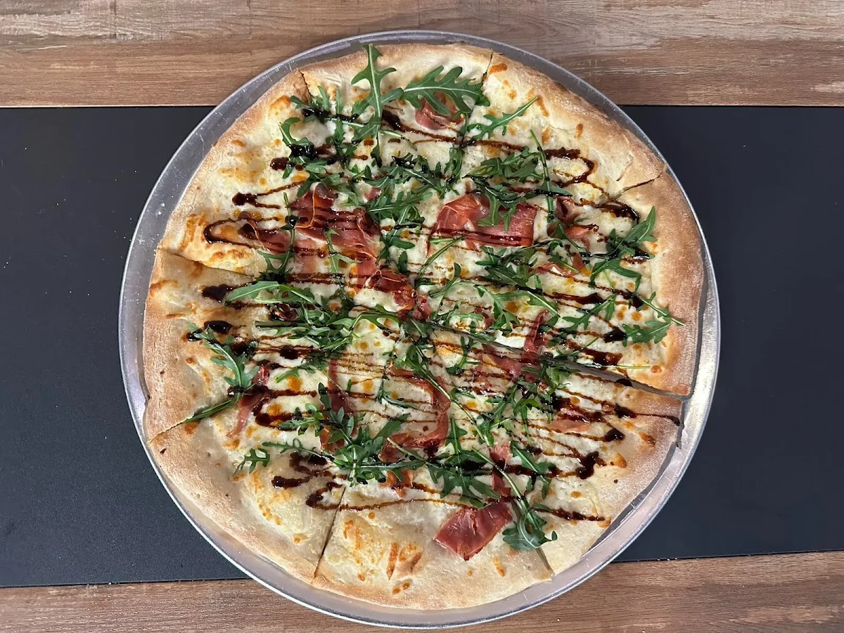 Mamma Ramona’s Pizzeria