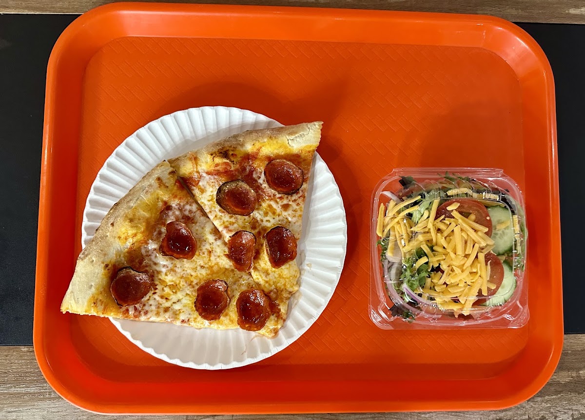 Mamma Ramona’s Pizzeria