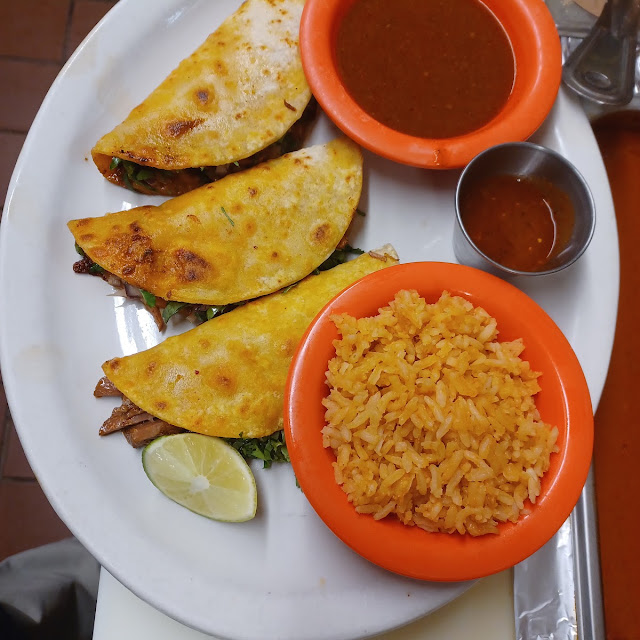 Quesa Birrias