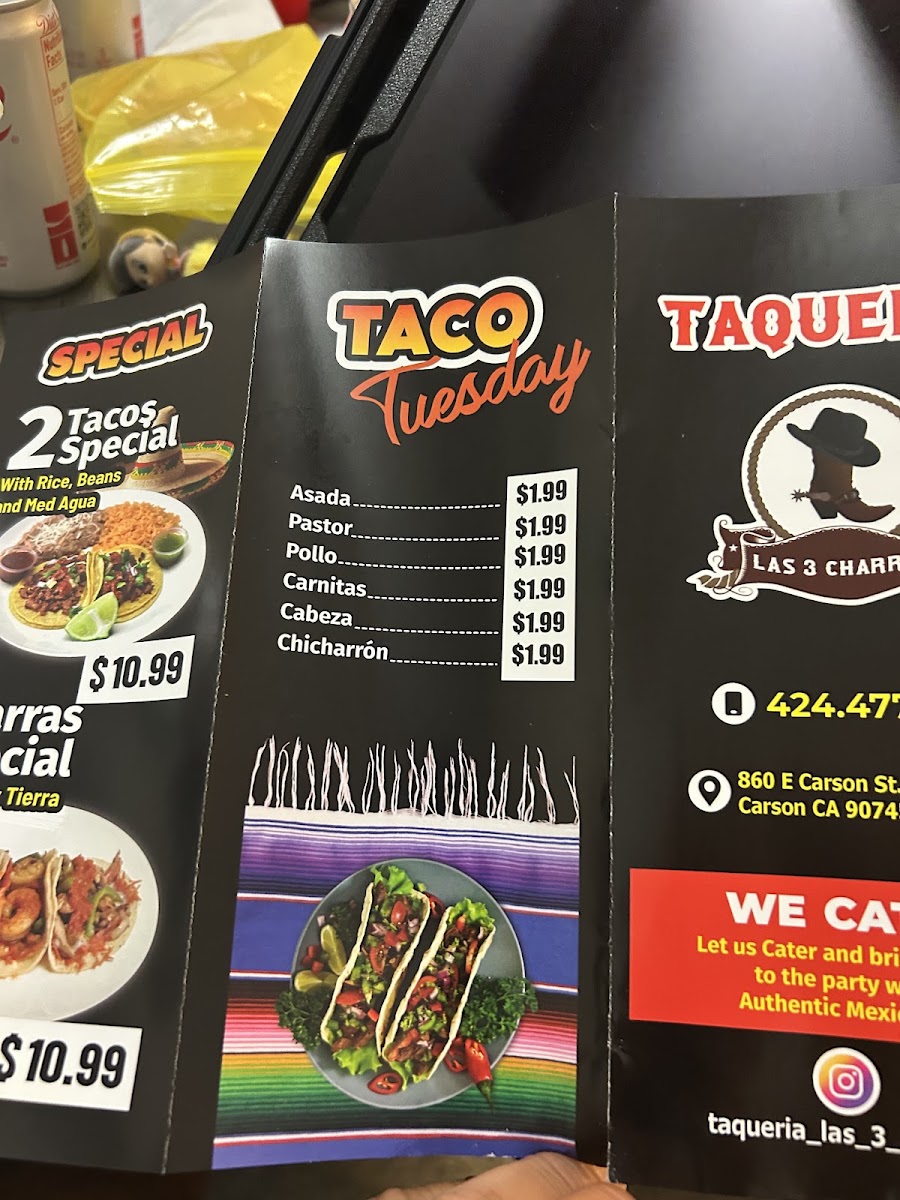 Taqueria Las 3 Charras menu board