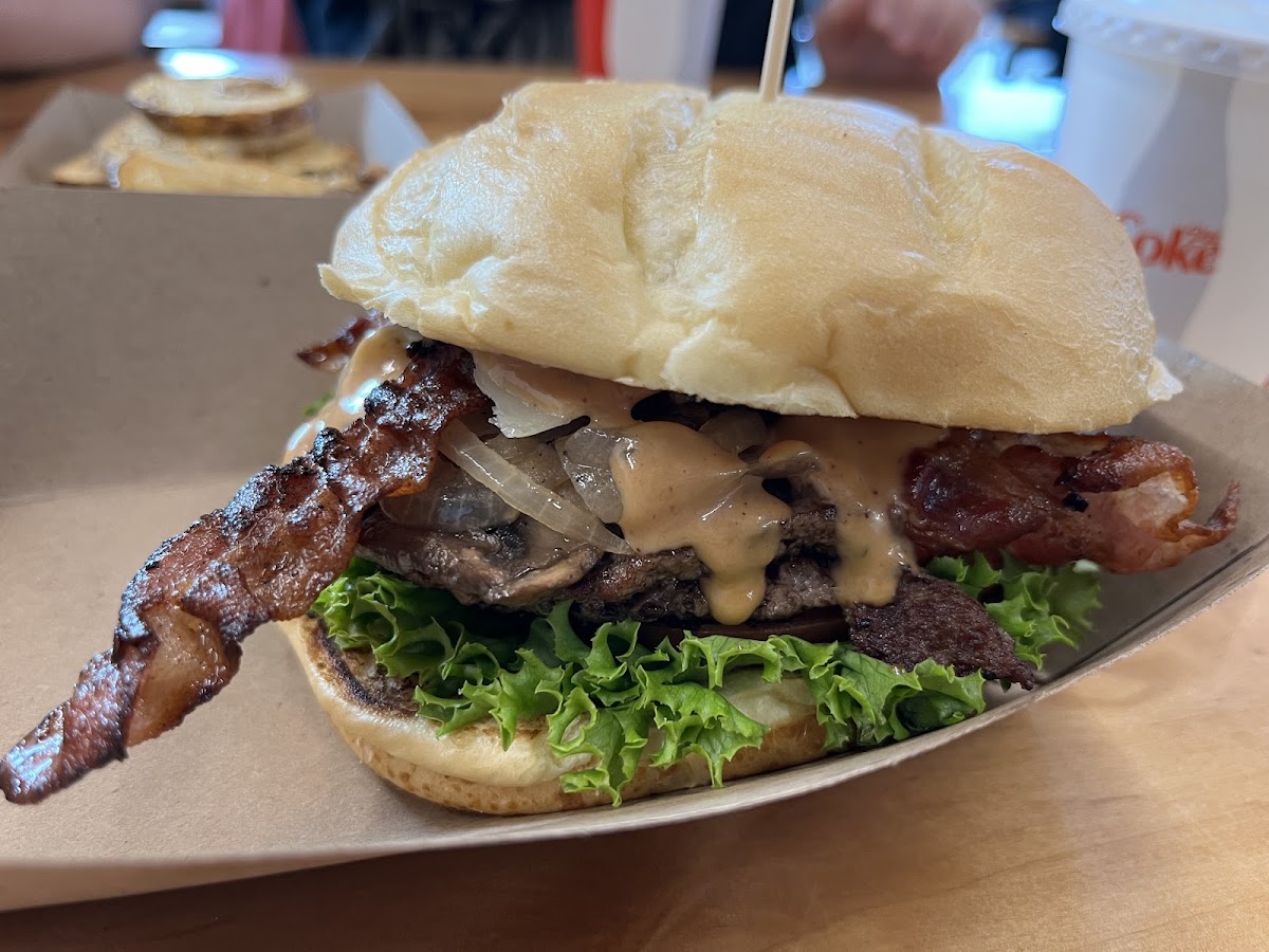 Seven Brothers Burgers - St. George