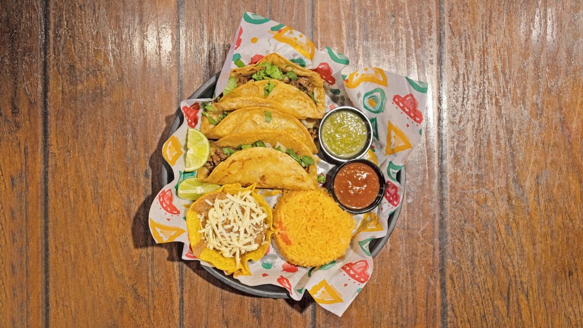 Reyes Taqueria & Cantina