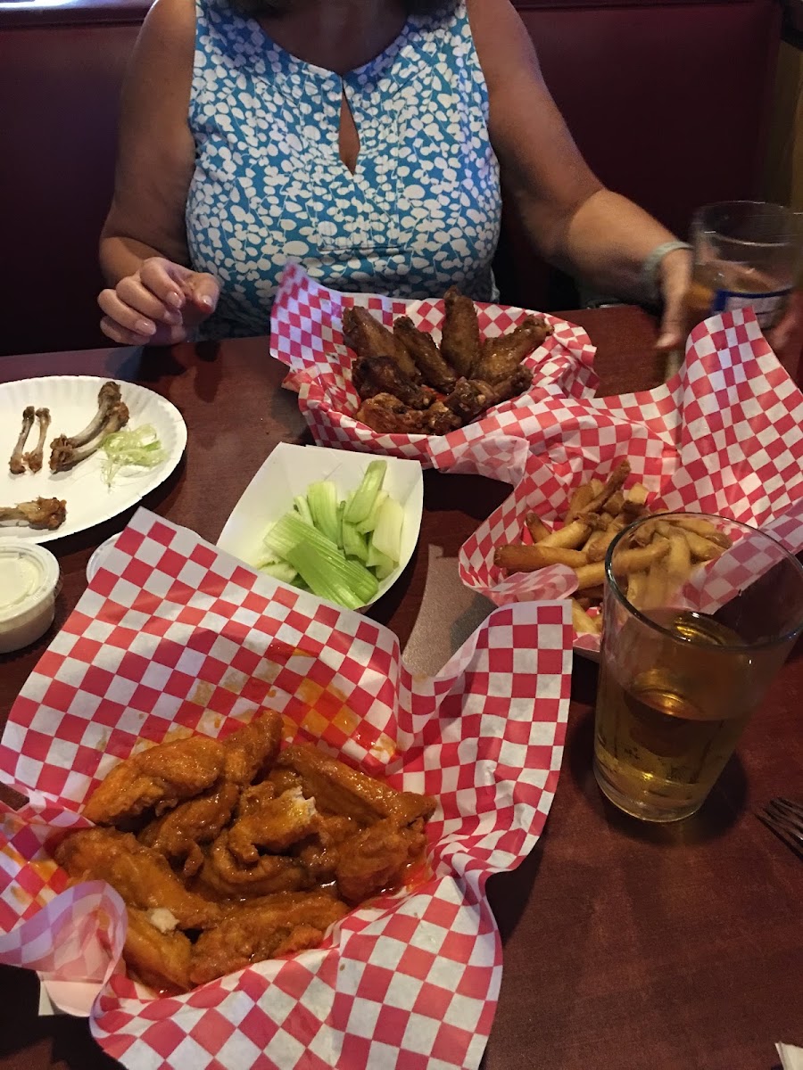 Wings & Ale of Lexington