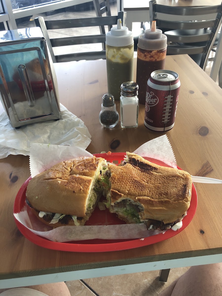 Dlicias Tacos & Bakery