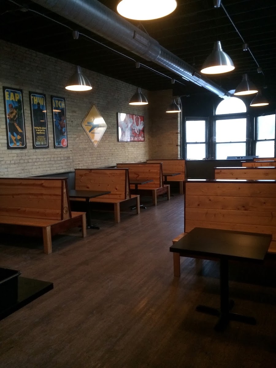 Ian's Pizza Milwaukee | Downtown