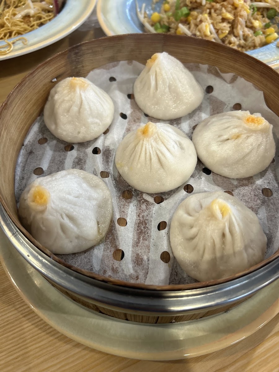 Dumpling House