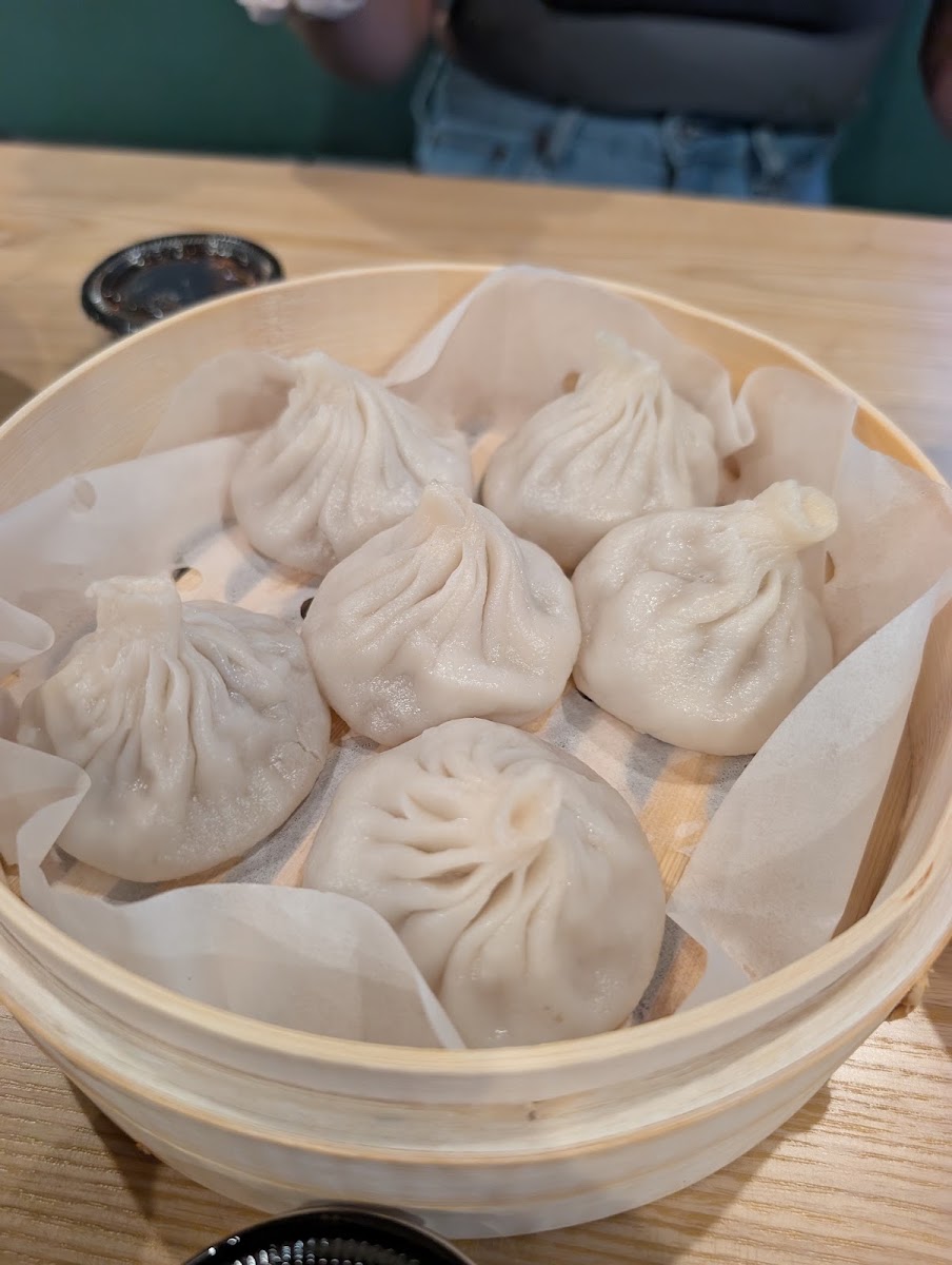 Dumpling House