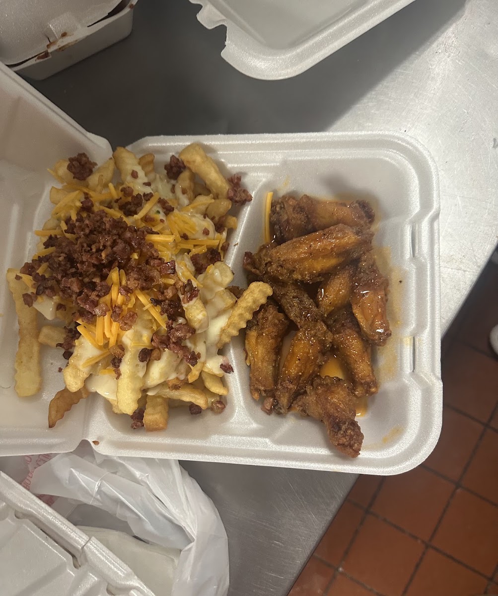 MK Wings W South Blvd