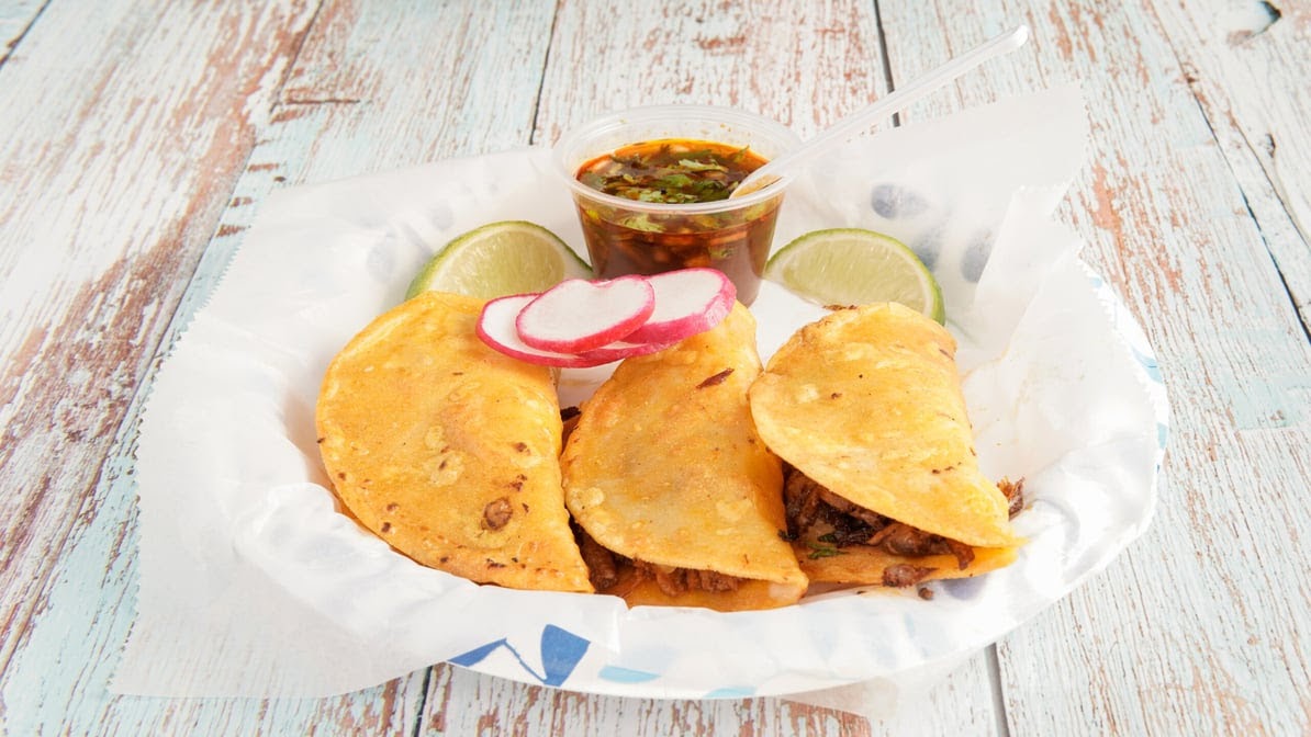 Tacos & Mariscos Dilcia’s Food Truck