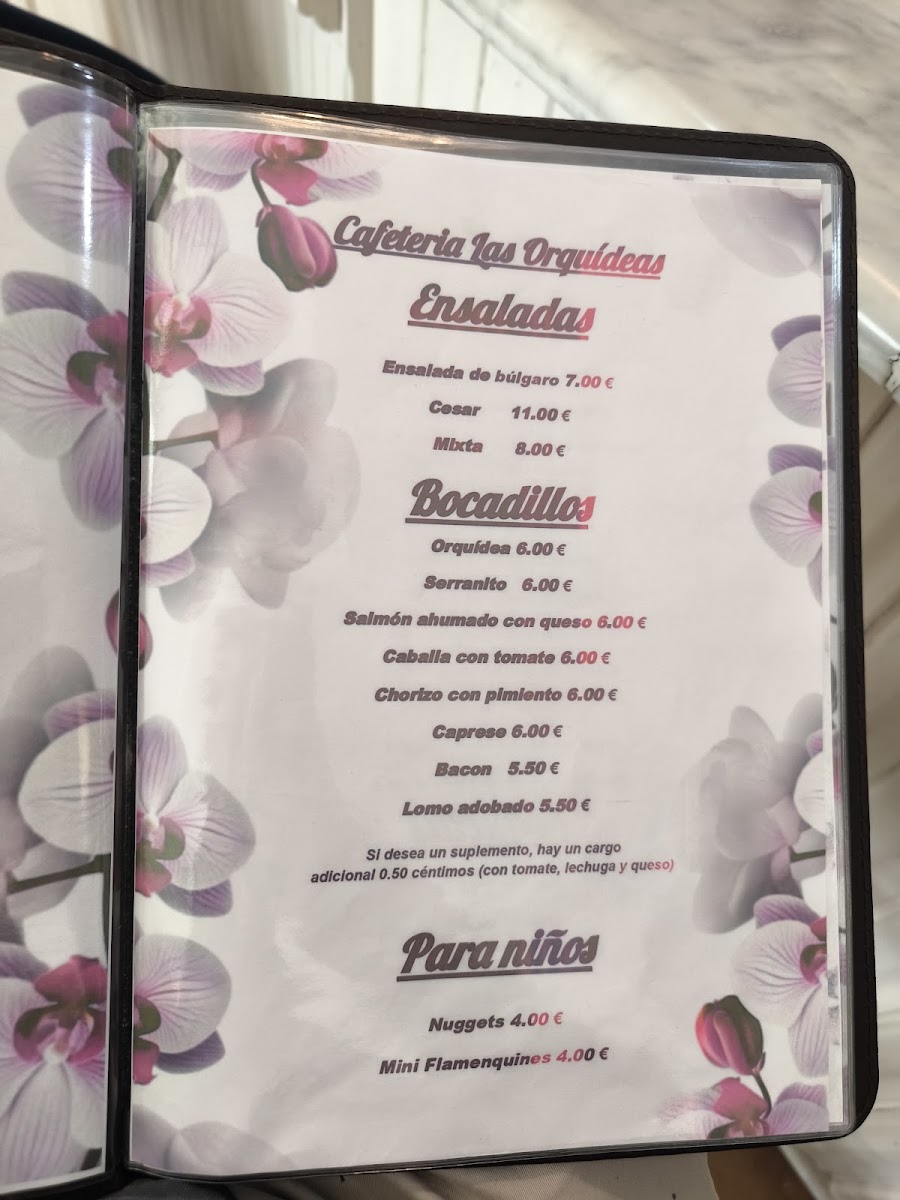 Cafeteria Las Orquideas menu board