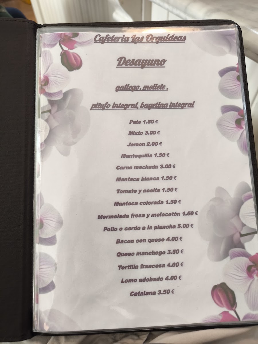 Cafeteria Las Orquideas menu board