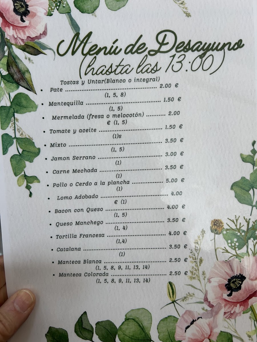 Cafeteria Las Orquideas menu board
