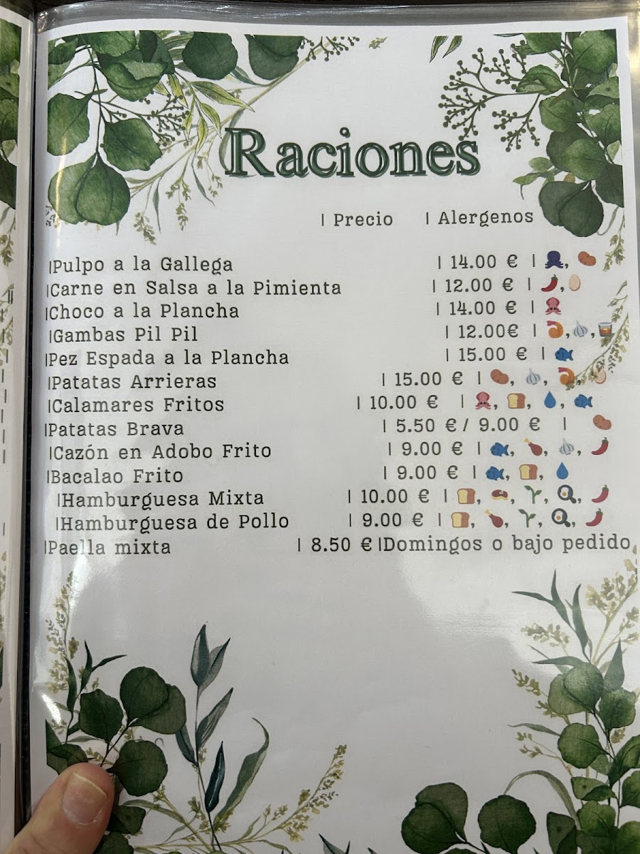 Cafeteria Las Orquideas menu board