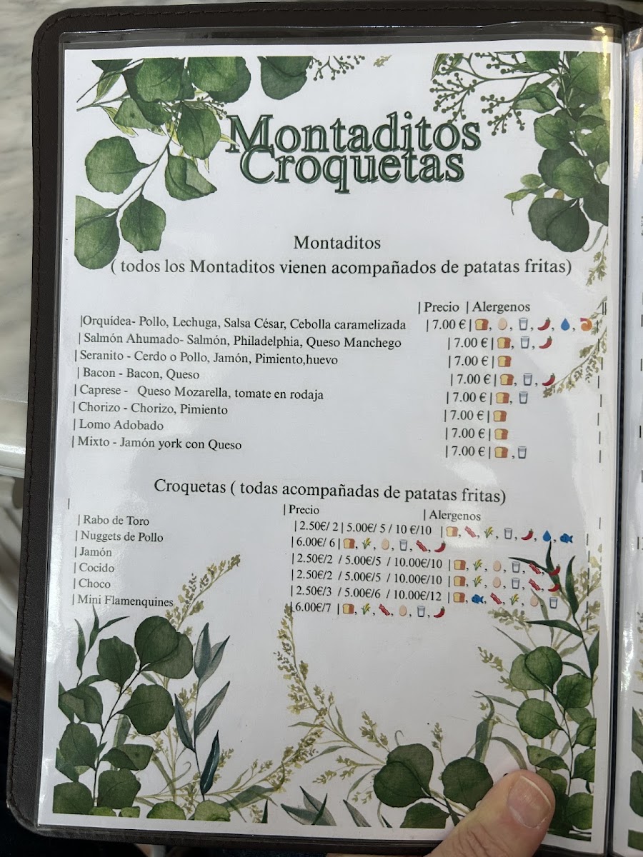 Cafeteria Las Orquideas menu board