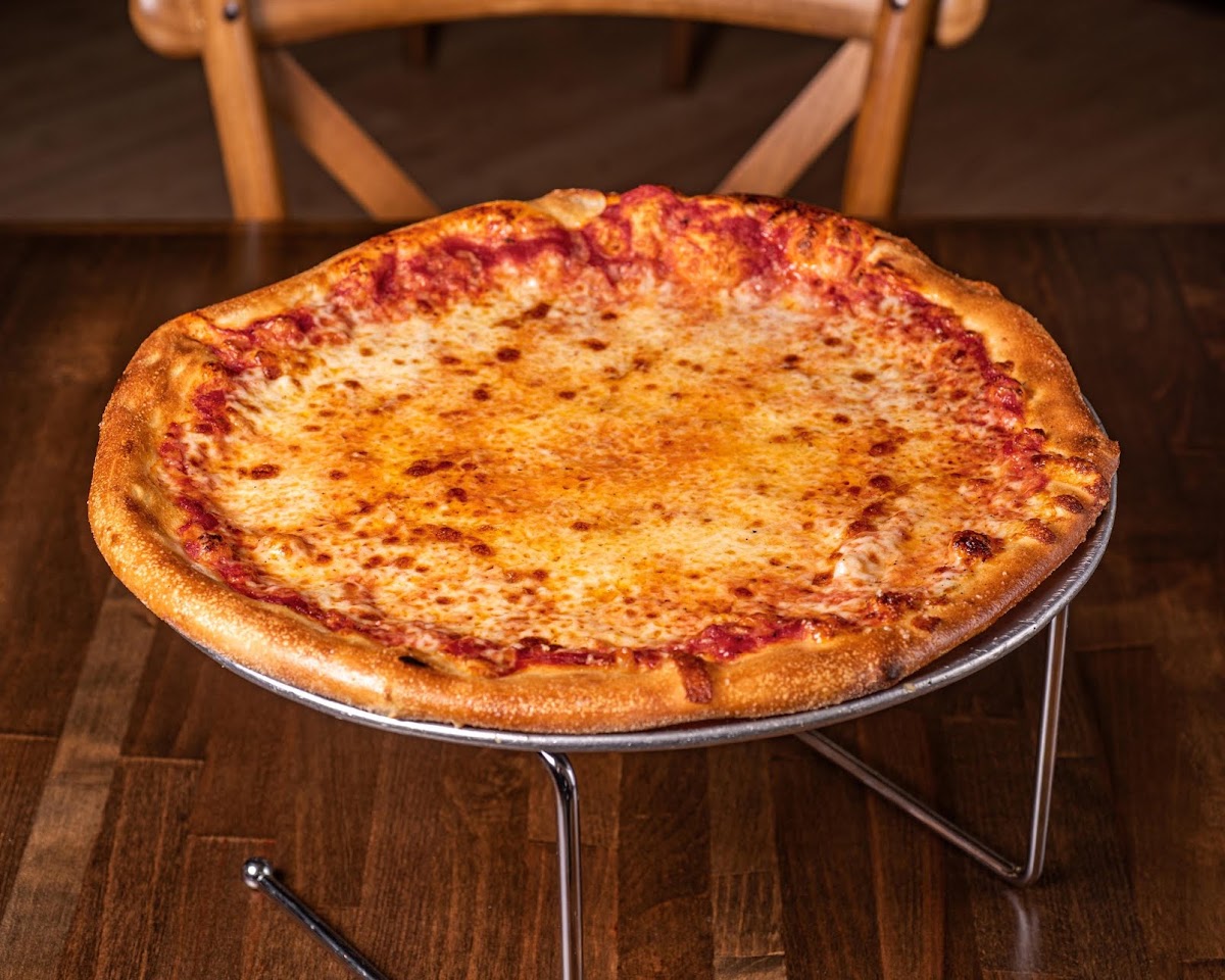 CENTRAL Pizza + Bar Broussard