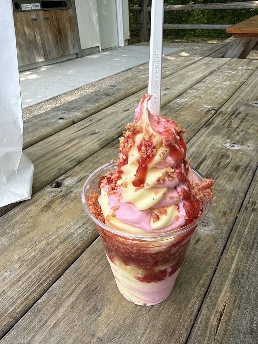 Flobee's Roadside Stand