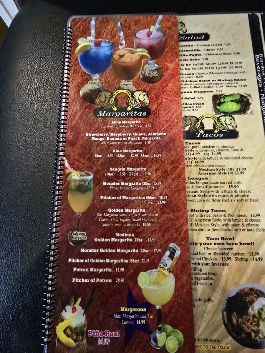 Mis Cinco Potrillos menu board
