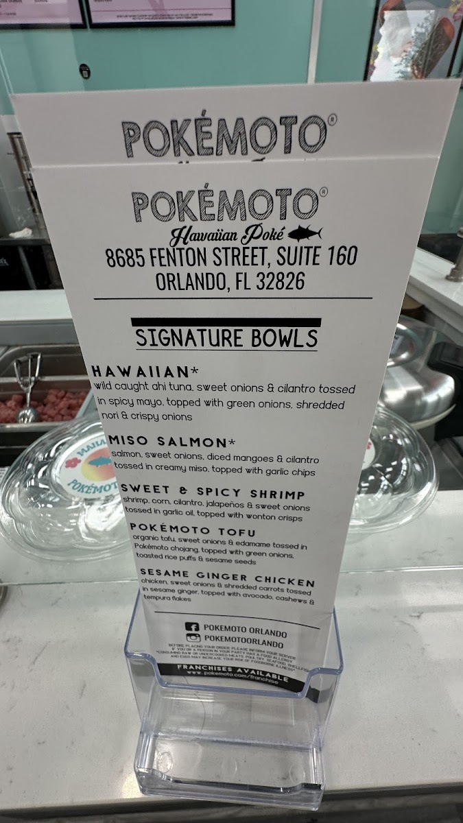 Pokémoto Orlando (DR PHILLIPS) menu board