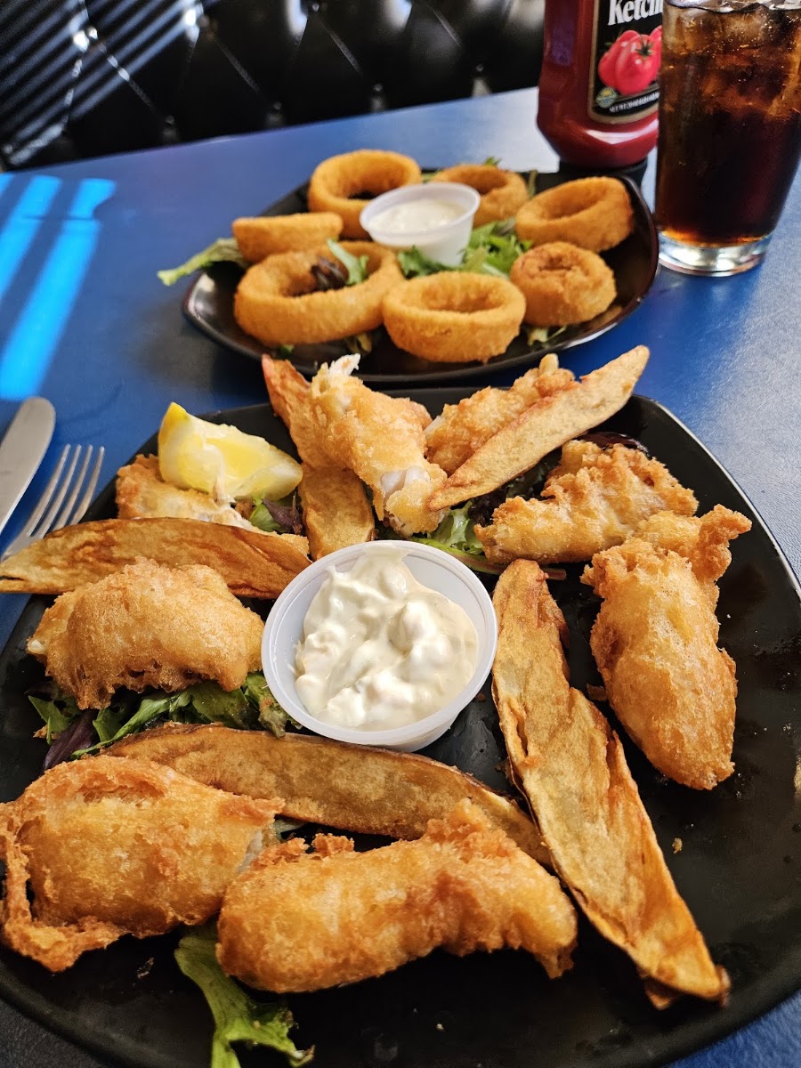 Captain's Table